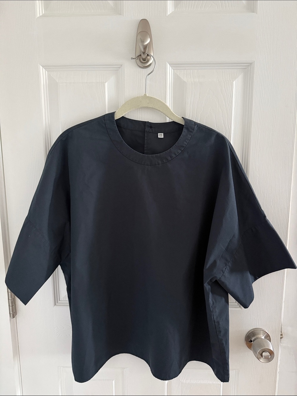 Muji Black Women’s Relaxed Boxy Short-Sleeve Top